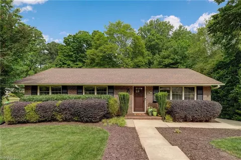 1121 Westridge Rd, Greensboro, NC 27410