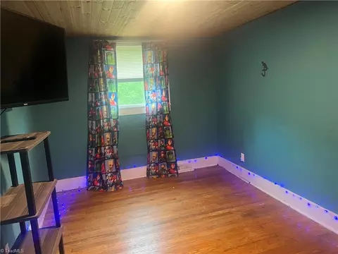 262 Summit Dr, Mount Airy, NC 27030 photo 12