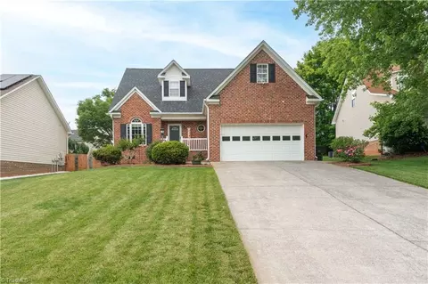 226 Sedge Meadow Dr, Winston Salem, NC 27107