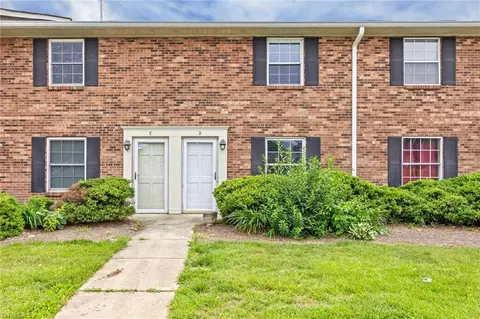 2350 Bay Meadows Ct #D, Winston Salem, NC 27103