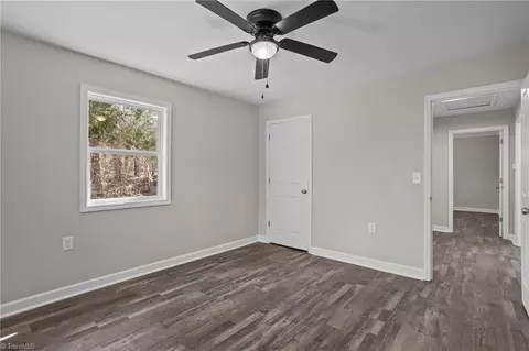 Bedroom - 2378 Thayer Rd, Trinity, NC 27370 photo 6 of 7