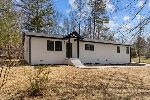 2378 Thayer Rd, Trinity, NC 27370