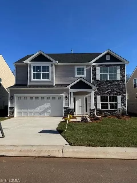 3544 River Farm Dr #326, Kernersville, NC 27284