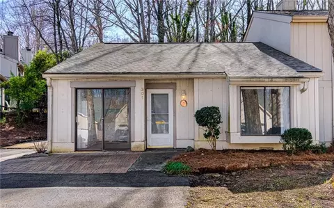 301 Lamplighter Cir, Winston Salem, NC 27104