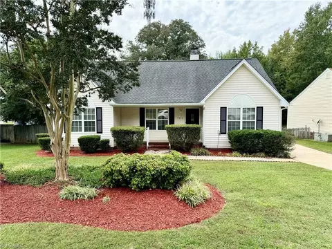7111 Chaftain Pl, Greensboro, NC 27410
