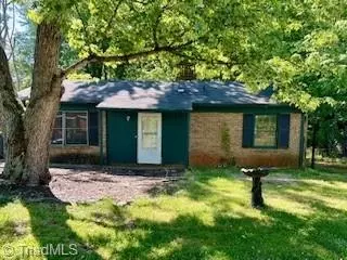 4304 Vincent St, Greensboro, NC 27405