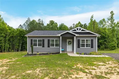 935 Red Marshall Rd, Pelham, NC 27311