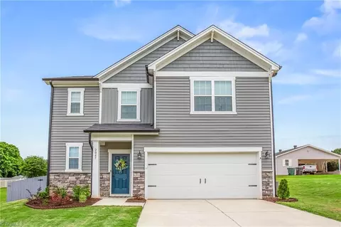 2047 Glovenia Dr, Winston Salem, NC 27127