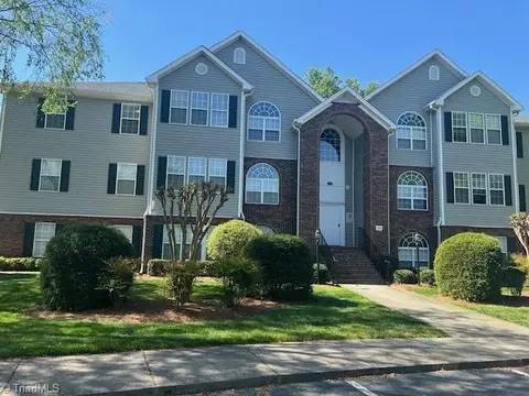 434 Scholastic Dr, Winston Salem, NC 27106