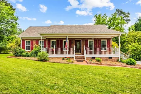 3603 Fieldview Rd, Pleasant Garden, NC 27313