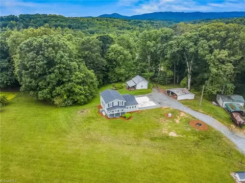 2225 Pleasant View Church Rd, Danbury, NC 27016
