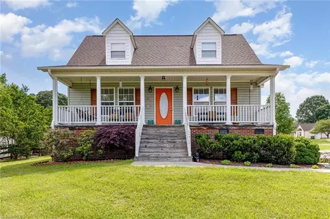 270 Sunset Ridge Ln, Lexington, NC 27295