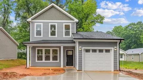 3905 Huckabee Dr, Greensboro, NC 27401