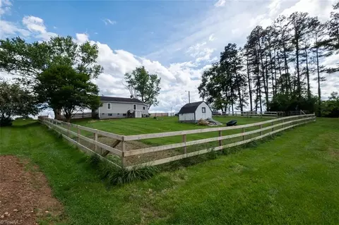Exterior - 7678 Nc 268, Dobson, NC 27017 photo 6 of 10