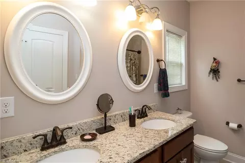 Bath - 1230 Stonewyck Dr, Salisbury, NC 28146 photo 1 of 2