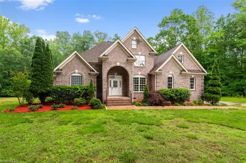 500 Ariel Farm Ct S, Greensboro, NC 27455