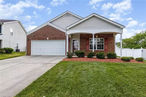 4805 Redland Ct, Mcleansville, NC 27301