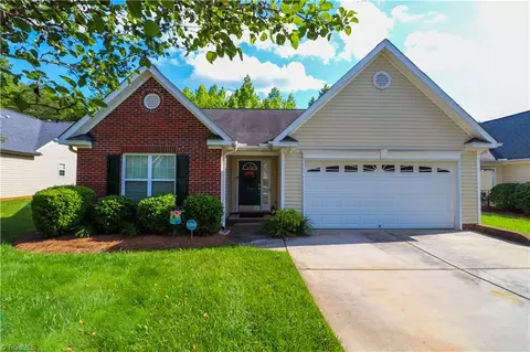 12 Rocking Ct, Greensboro, NC 27405