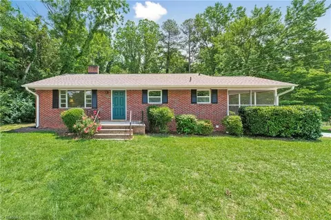 2659 Fairlawn Dr, Winston Salem, NC 27106