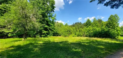 498 Floyd Rd, Lexington, NC 28292