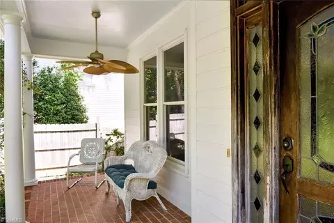 2514 Veranda Ln, Greensboro, NC 27455