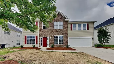 313 Groves Stone Dr, Mcleansville, NC 27301