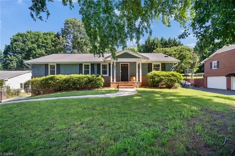 2931 Woodworth Dr, Winston Salem, NC 27103