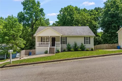 1311 Waybridge Ln, Winston Salem, NC 27103