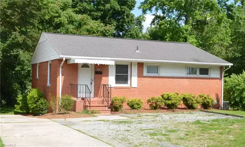 2706 Summit Ave, Greensboro, NC 27405
