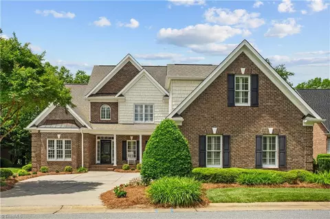 178 Sycamore Ridge Dr, Bermuda Run, NC 27006