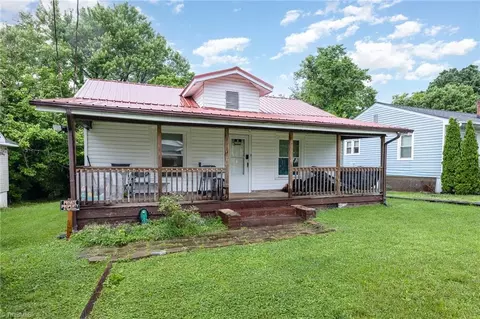 1114 Carter St, High Point, NC 27260