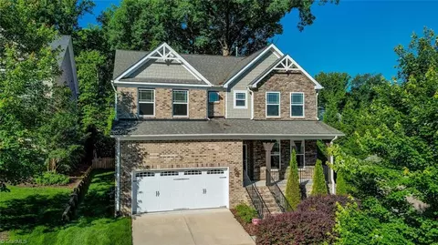 1807 Griffins Knoll Ct, Greensboro, NC 27455