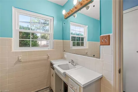504 Overbrook Dr, High Point, NC 27262 photo 21