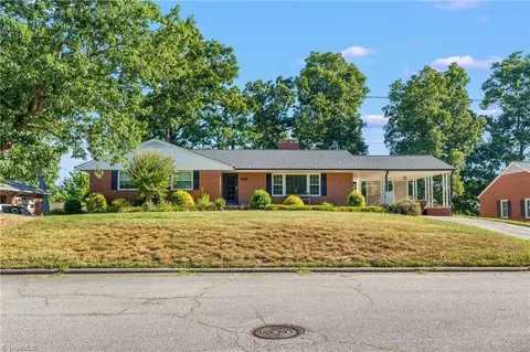 504 Overbrook Dr, High Point, NC 27262