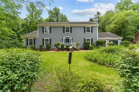 307 Parkmont Dr, Greensboro, NC 27408