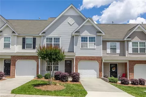 308 Robyns Glen Cir, Greensboro, NC 27409