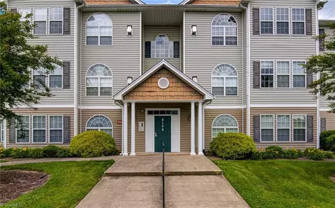 6106 Hedgecock Cir #2C, High Point, NC 27265