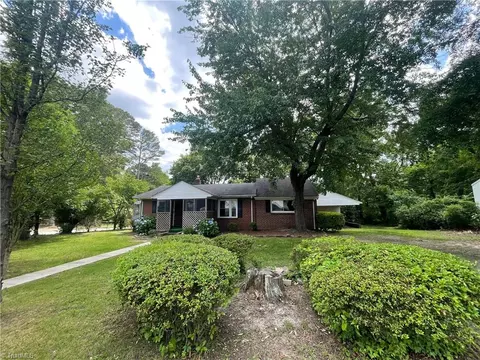 1814 Ryan St, Greensboro, NC 27405
