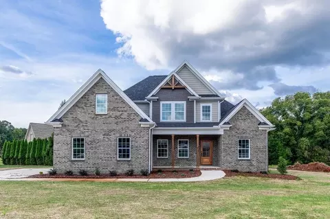 315 Tortoise Ln, Randleman, NC 27317