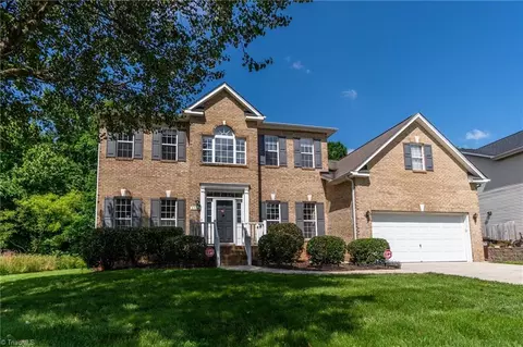 3763 Deerfield St, High Point, NC 27265