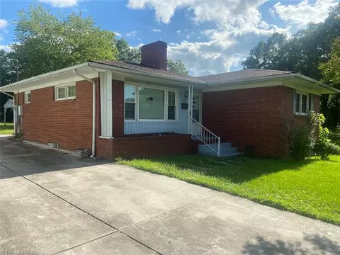 1012 Ross Ave, Greensboro, NC 27406