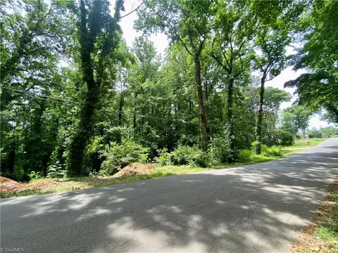 0 Crestview Dr, Winston Salem, NC 27103