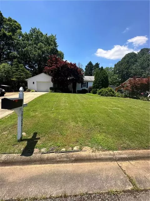 2700 Dumfries Rd, Greensboro, NC 27407