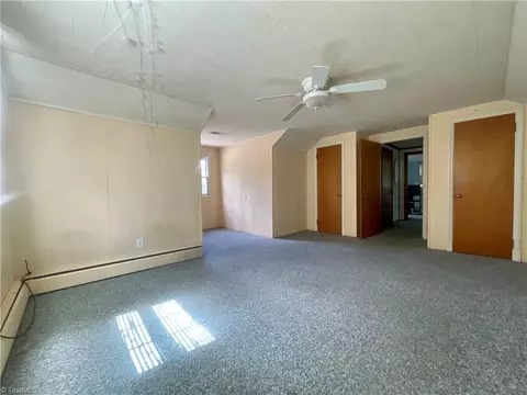 Bedroom - 222 Parkway Ave E, High Point, NC 27262 photo 3 of 5
