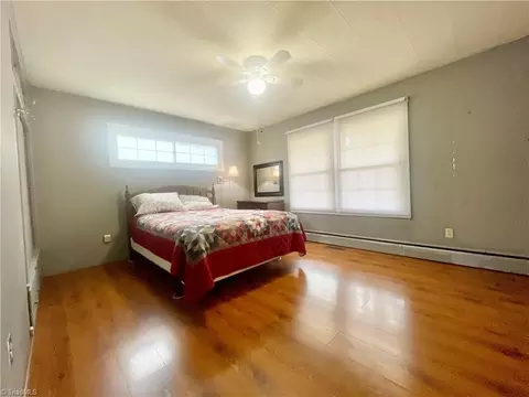 Bedroom - 222 Parkway Ave E, High Point, NC 27262 photo 1 of 5