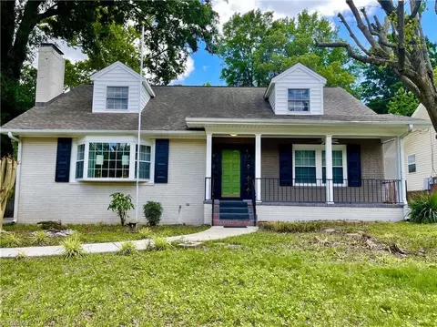 Exterior - 222 Parkway Ave E, High Point, NC 27262 photo 2 of 8