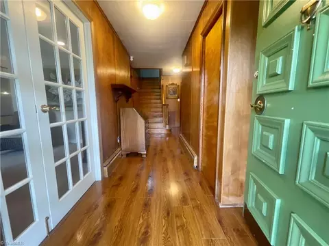 Entry Way - 222 Parkway Ave E, High Point, NC 27262 photo 1 of 4
