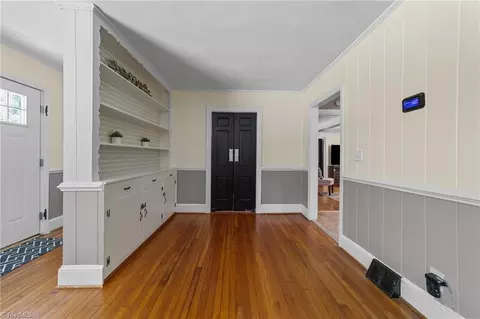Entry Way - 501 Roseland St, High Point, NC 27265 photo 1 of 2