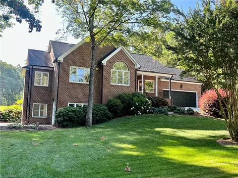 664 Nassau Trl, Asheboro, NC 27205