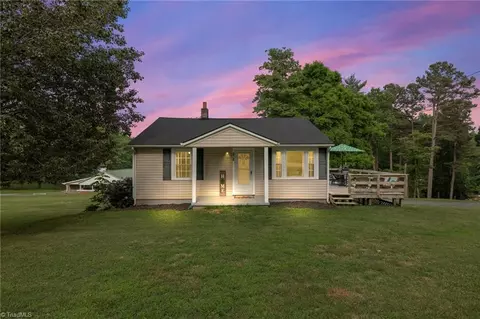 310 Saunders Dr, Asheboro, NC 27203